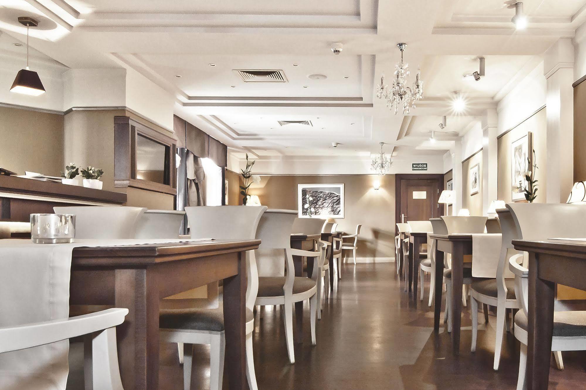 Hotel Royal 포즈난 외부 사진
