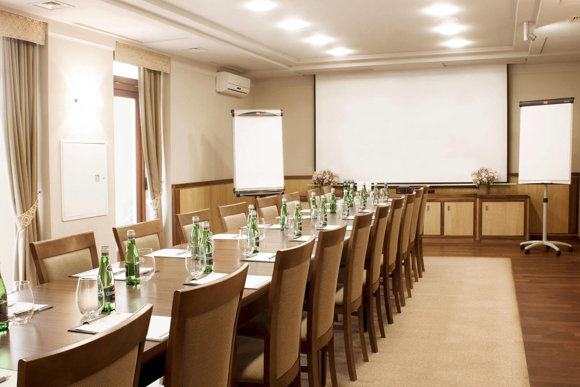 Hotel Royal 포즈난 외부 사진